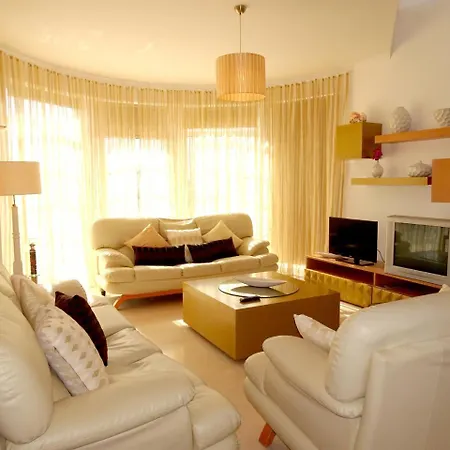 Cip V4 Girassol 49 Albufeira